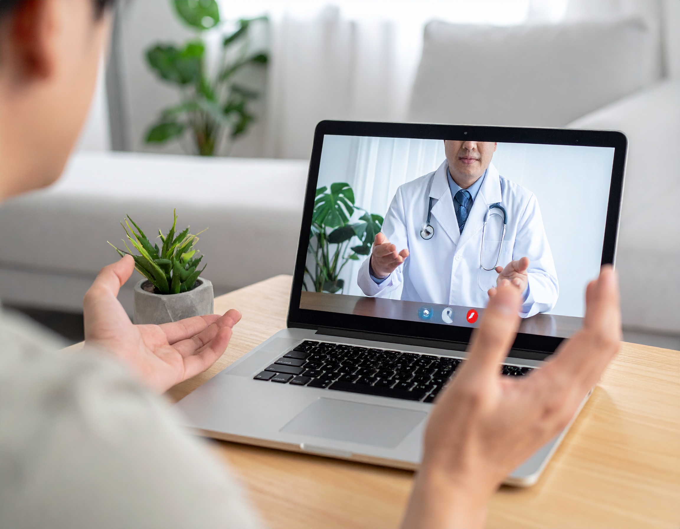 ビデオ通話での診察イメージ